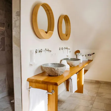 Modern Nature Idyll With Sauna And Panoramic View Vakantiehuis Winterberg