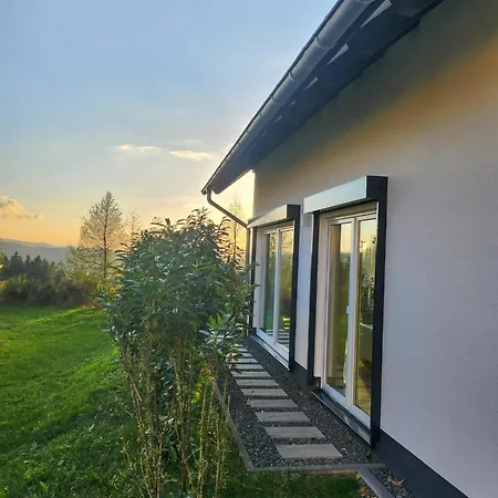 Modern Nature Idyll With Sauna And Panoramic View Casa de Férias